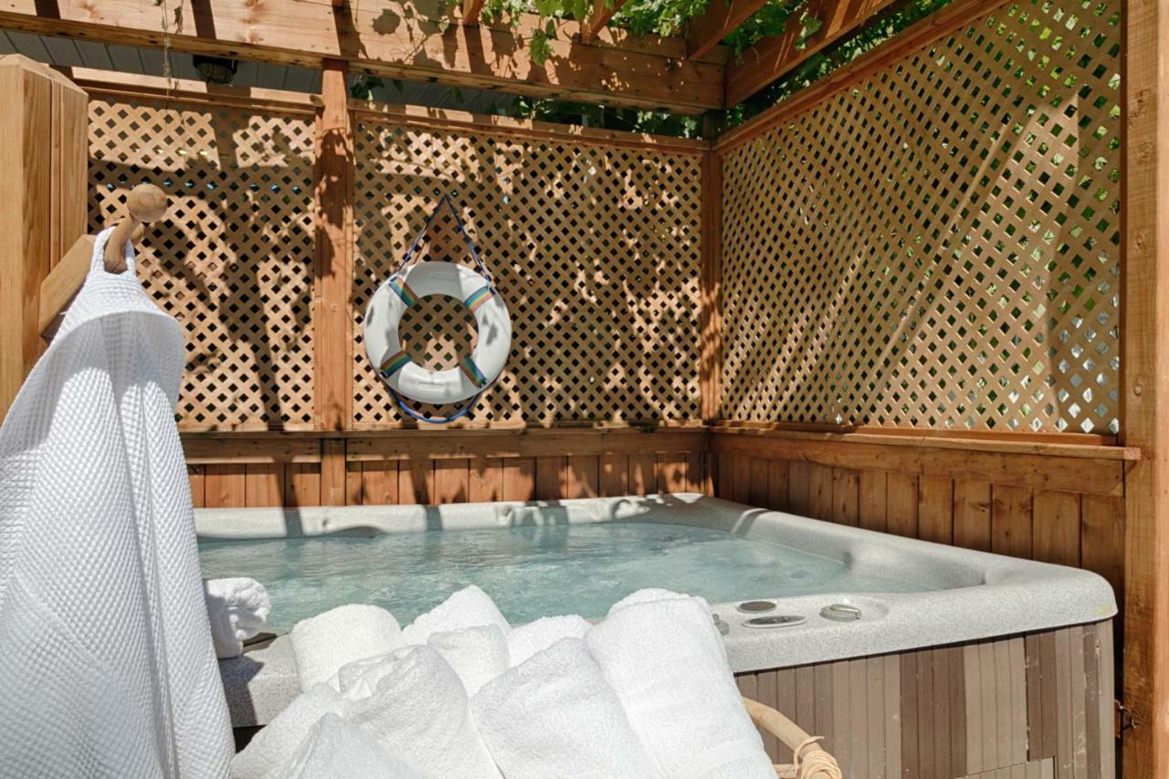 Auberge Handfield et Spa Saint-Marc-sur-Richelieu Eksteriør billede